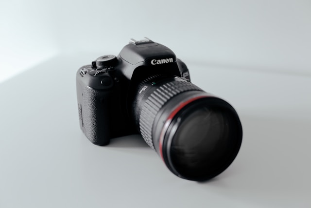 DSLR Camera